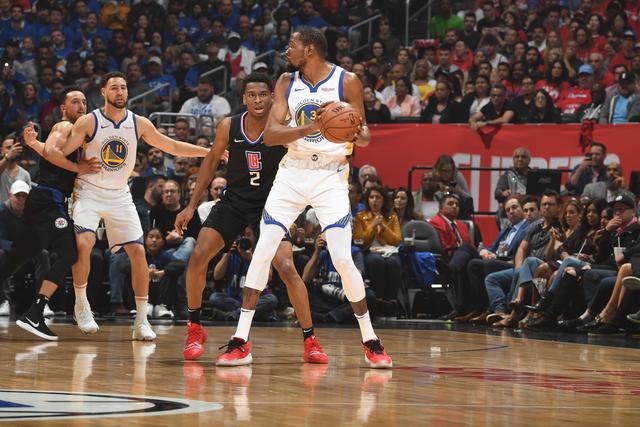 欧文30分东契奇28+13 独行侠力克快船4-2晋级